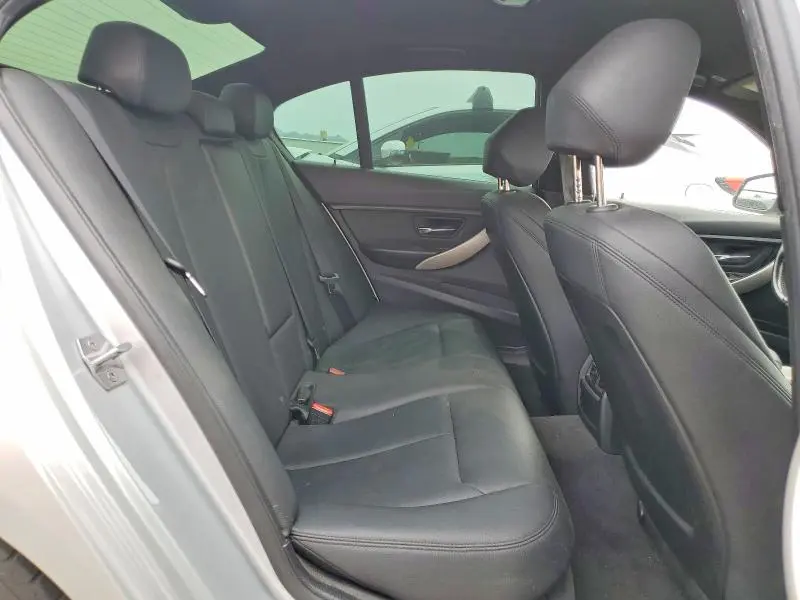 2016 BMW 320 I  
