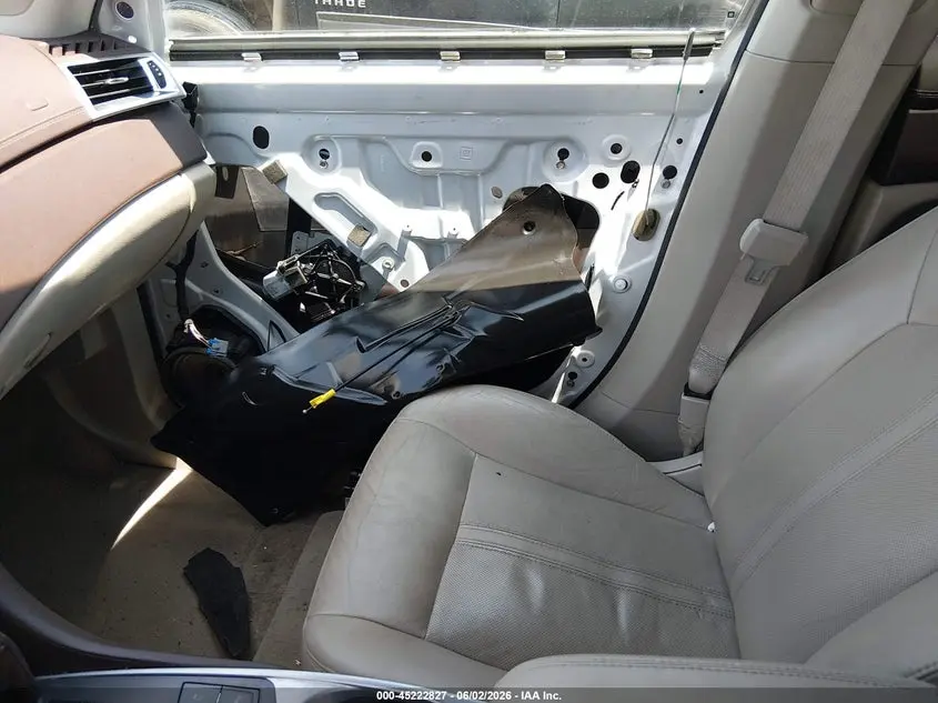 2011 CADILLAC SRX PREMIUM COLLECTION