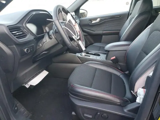 2025 FORD ESCAPE ST LINE  