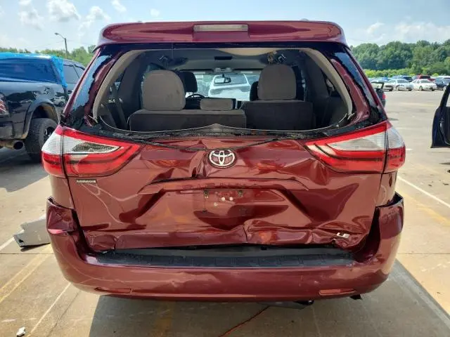 2015 TOYOTA SIENNA LE  