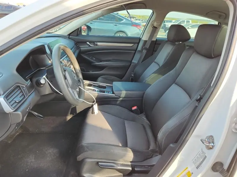 2019 HONDA ACCORD LX  