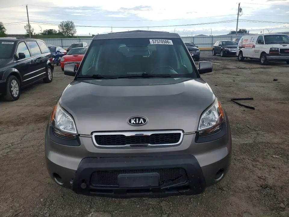 2010 KIA SOUL +  
