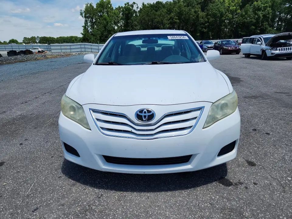 2011 TOYOTA CAMRY BASE  
