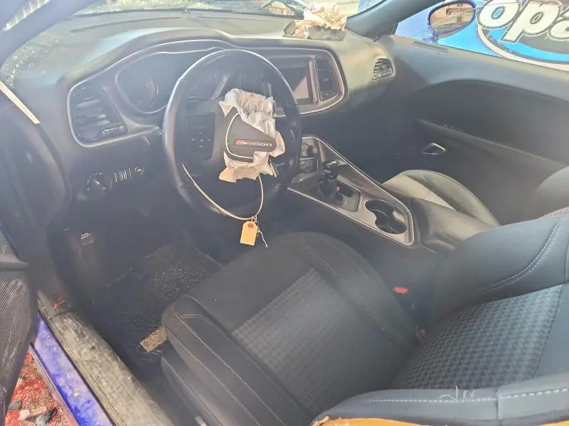 2020 DODGE CHALLENGER SXT  