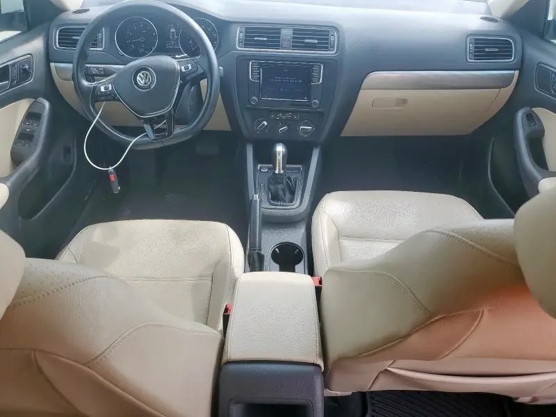 2017 VOLKSWAGEN JETTA SE