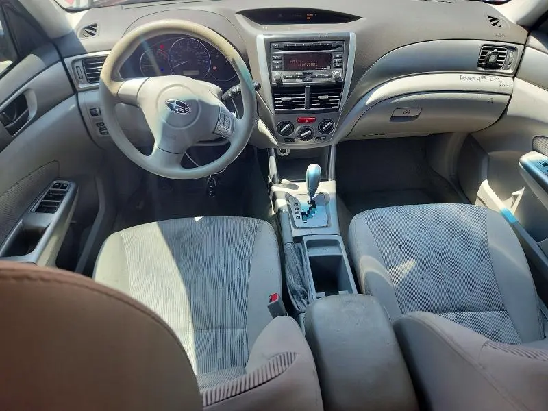 2010 SUBARU FORESTER XS  