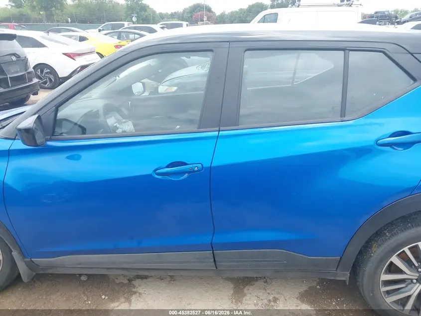 2024 NISSAN KICKS SV XTRONIC CVT