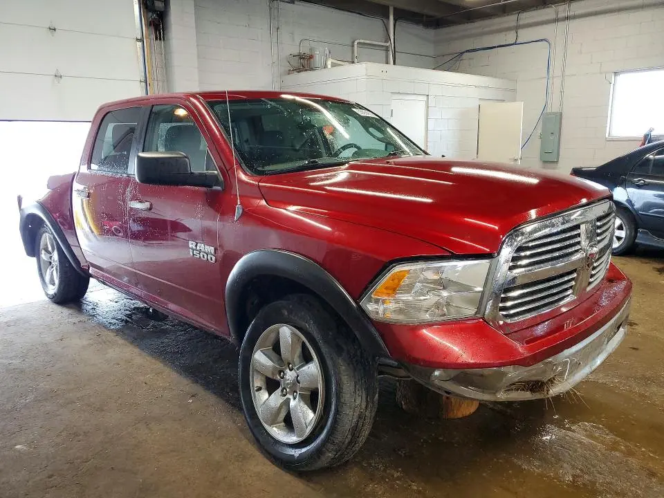 2014 RAM 1500 SLT  