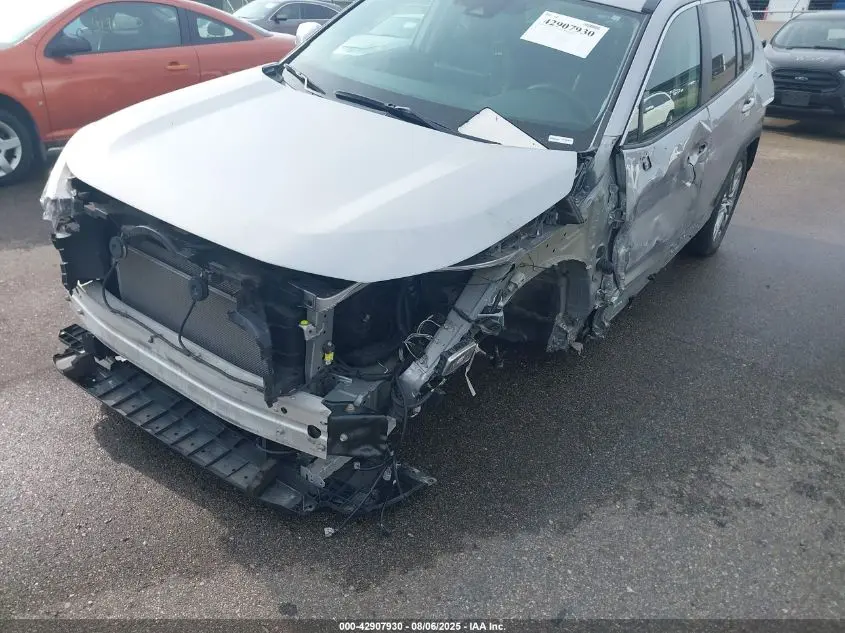 2022 TOYOTA RAV4 XLE PREMIUM