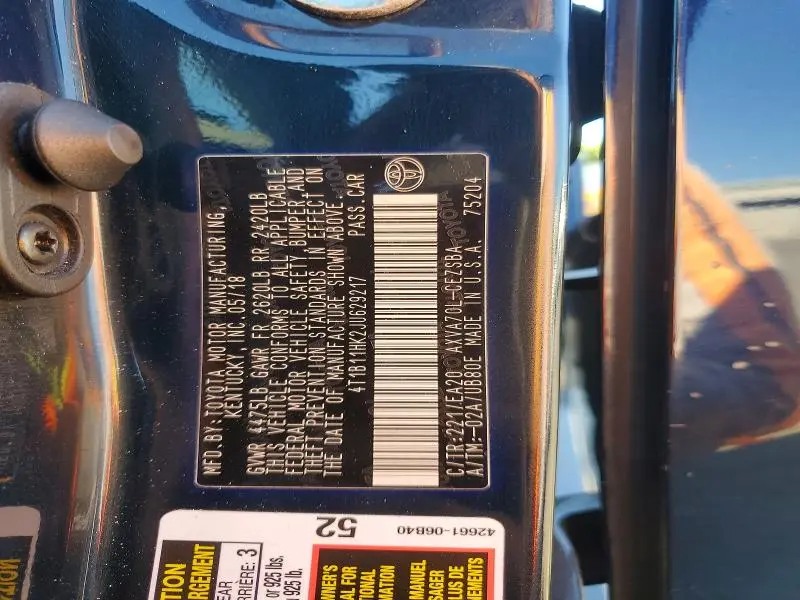 2018 TOYOTA CAMRY SE  