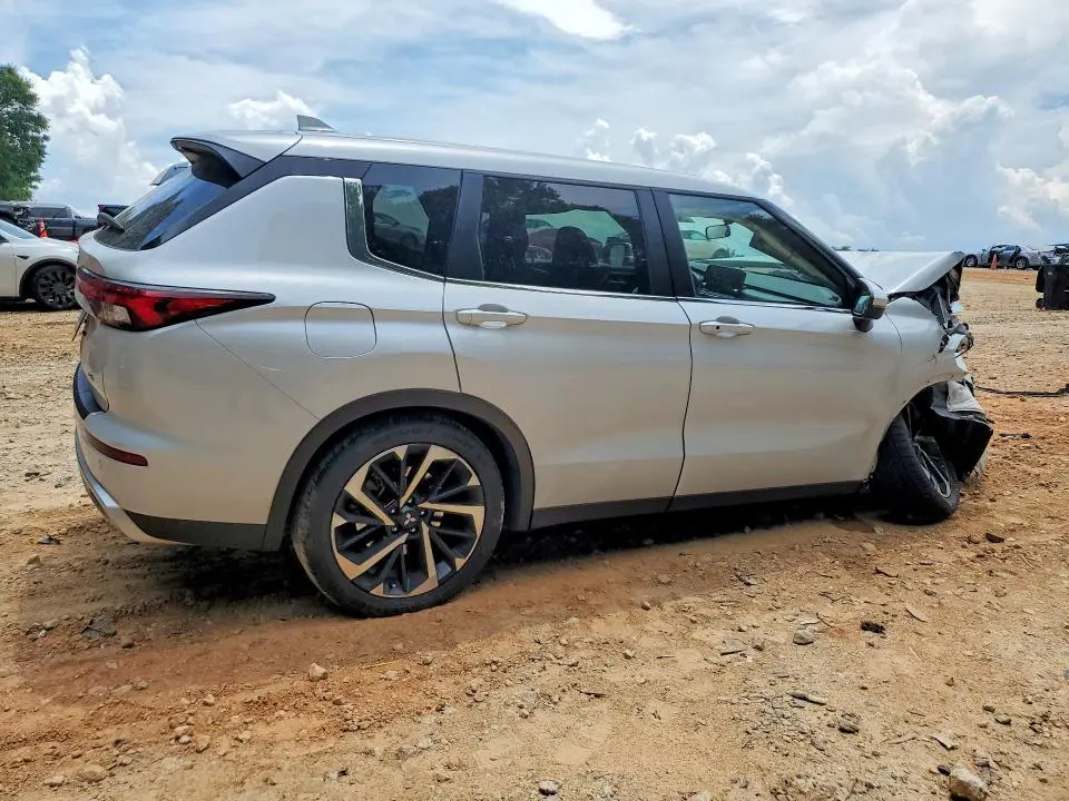 2024 MITSUBISHI OUTLANDER SE/BLACK EDITION  
