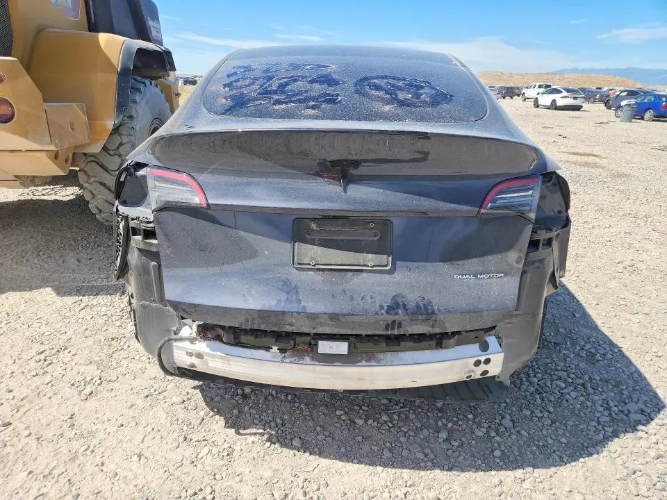 2024 TESLA MODEL Y   