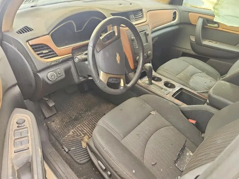 2013 CHEVROLET TRAVERSE LT  