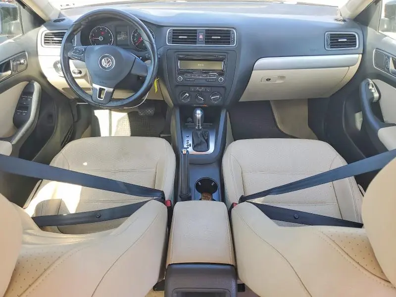 2014 VOLKSWAGEN JETTA SE  