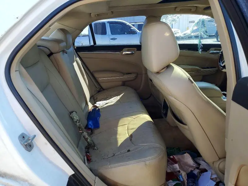2013 CHRYSLER 300   