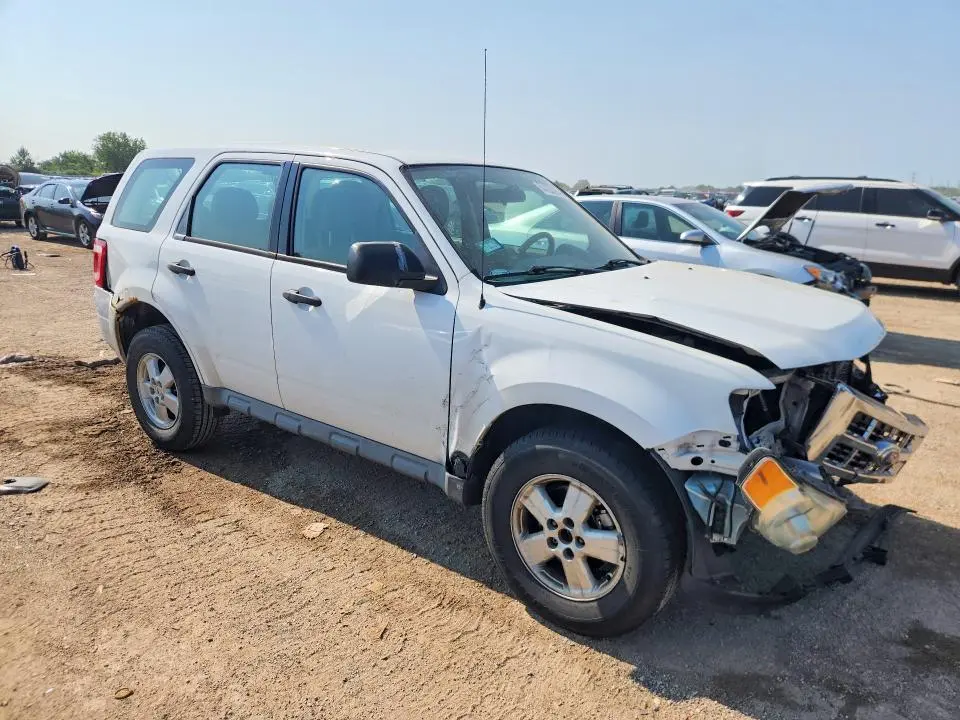 2010 FORD ESCAPE XLS  