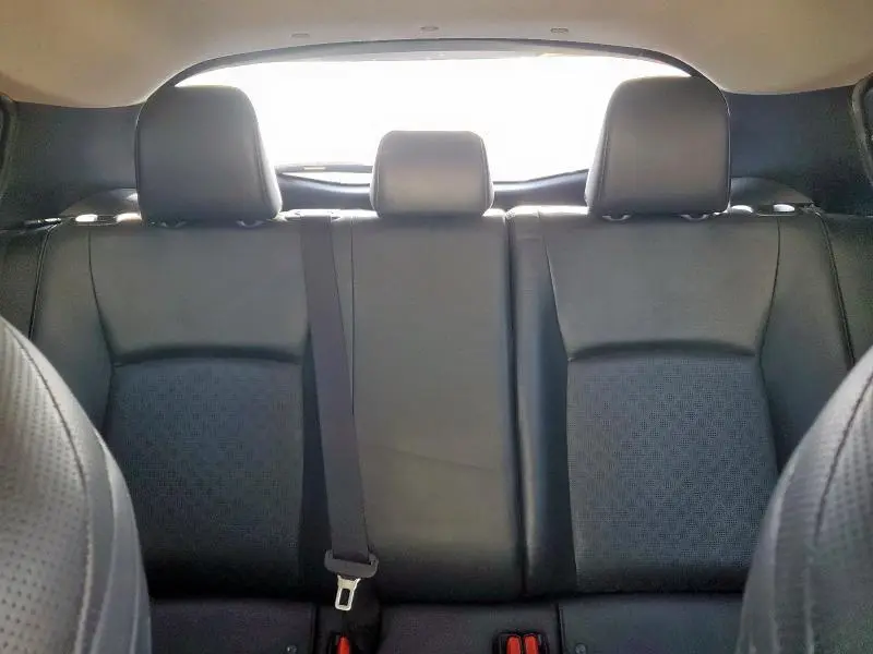 2020 TOYOTA C-HR XLE  