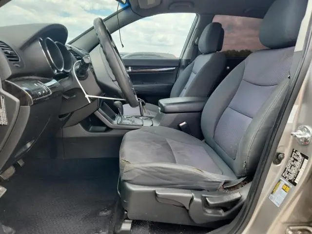 2013 KIA SORENTO LX  