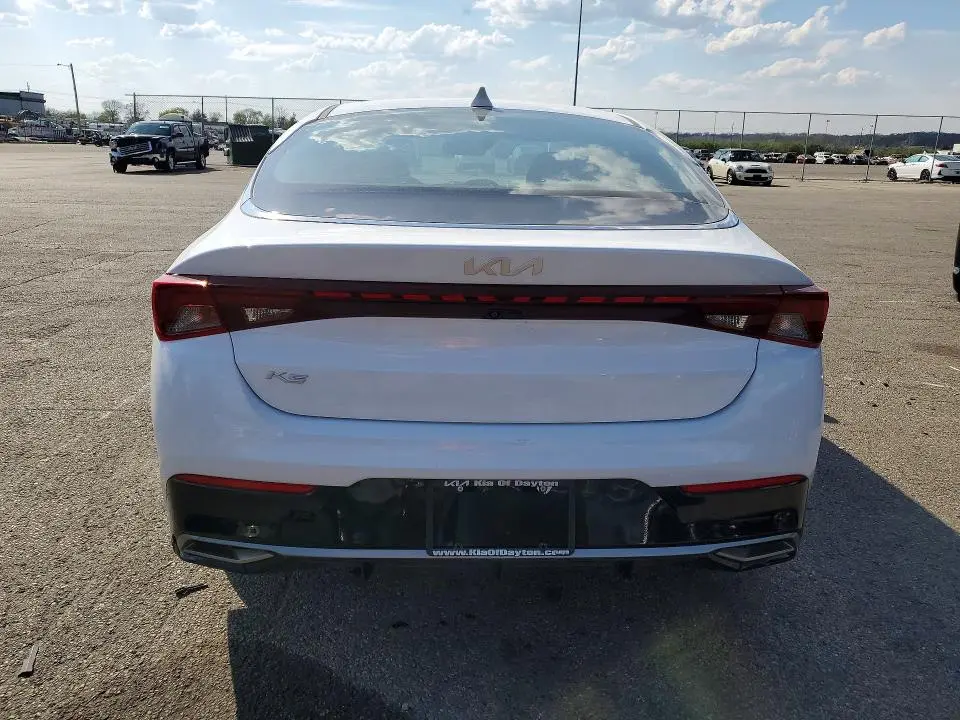 2022 KIA K5 LXS  