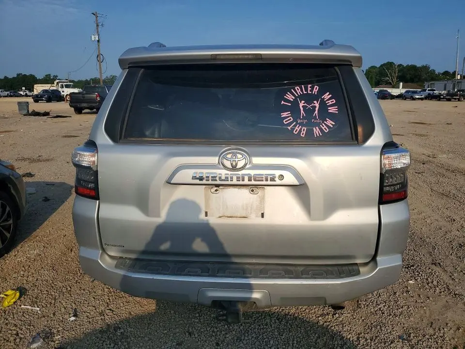 2014 TOYOTA 4RUNNER SR5  