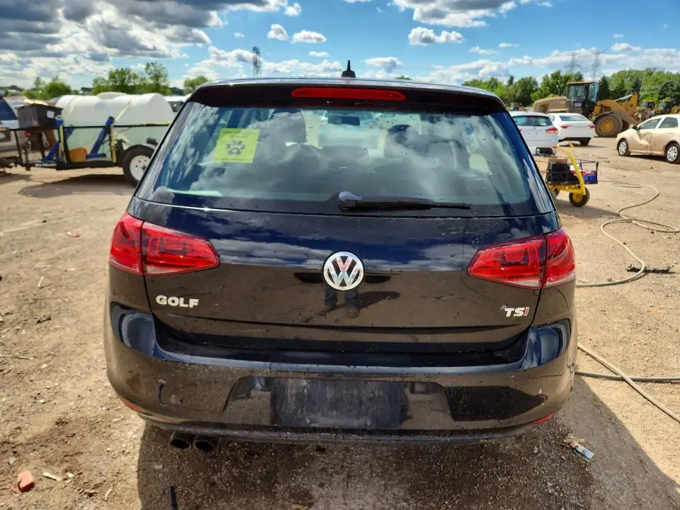 2016 VOLKSWAGEN GOLF S  
