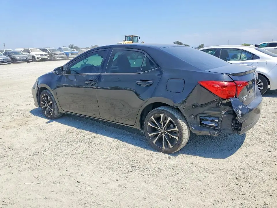 2018 TOYOTA COROLLA SE  