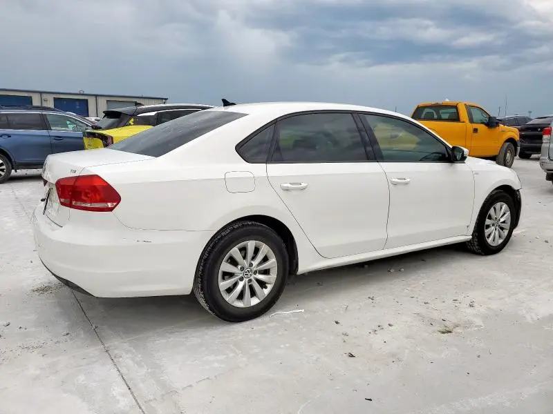 2014 VOLKSWAGEN PASSAT S  
