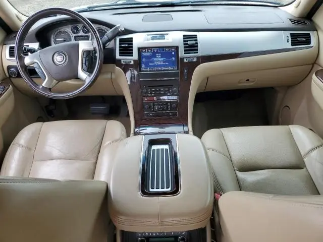 2013 CADILLAC ESCALADE PREMIUM  