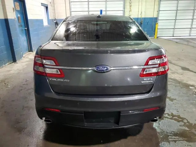 2018 FORD TAURUS SEL
