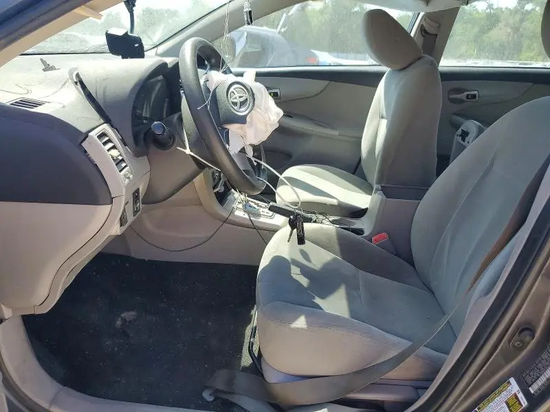 2011 TOYOTA COROLLA LE  