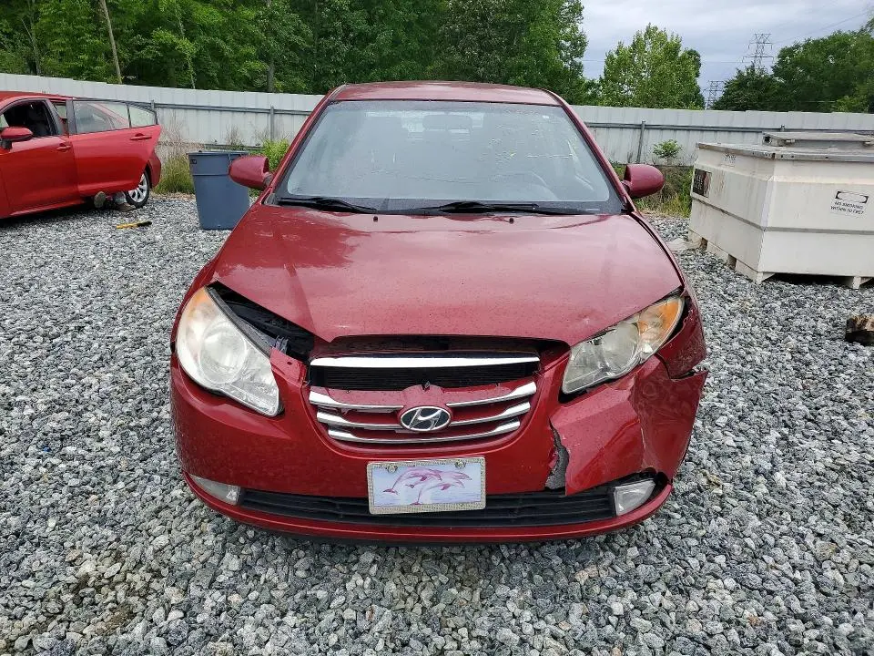 2010 HYUNDAI ELANTRA SE  