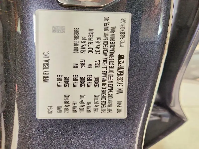 2024 TESLA MODEL 3   