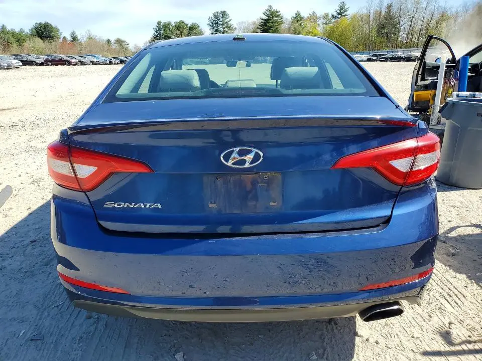 2017 HYUNDAI SONATA SE  