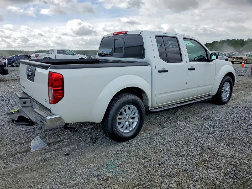 2018 NISSAN FRONTIER SV  