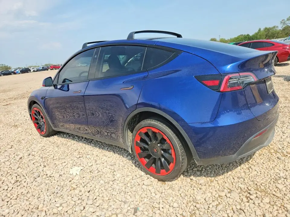 2024 TESLA MODEL Y   