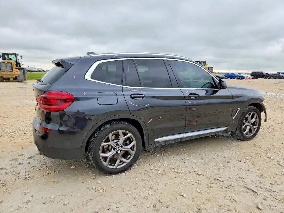 2021 BMW X3   