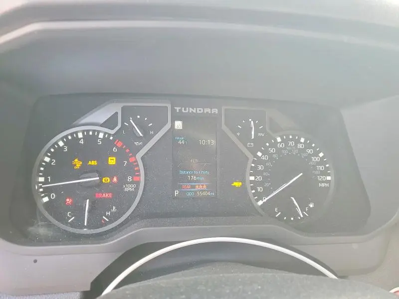 2022 TOYOTA TUNDRA SR5  