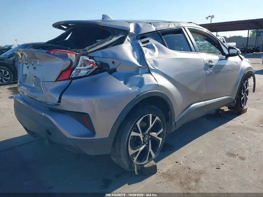 2019 TOYOTA C-HR XLE