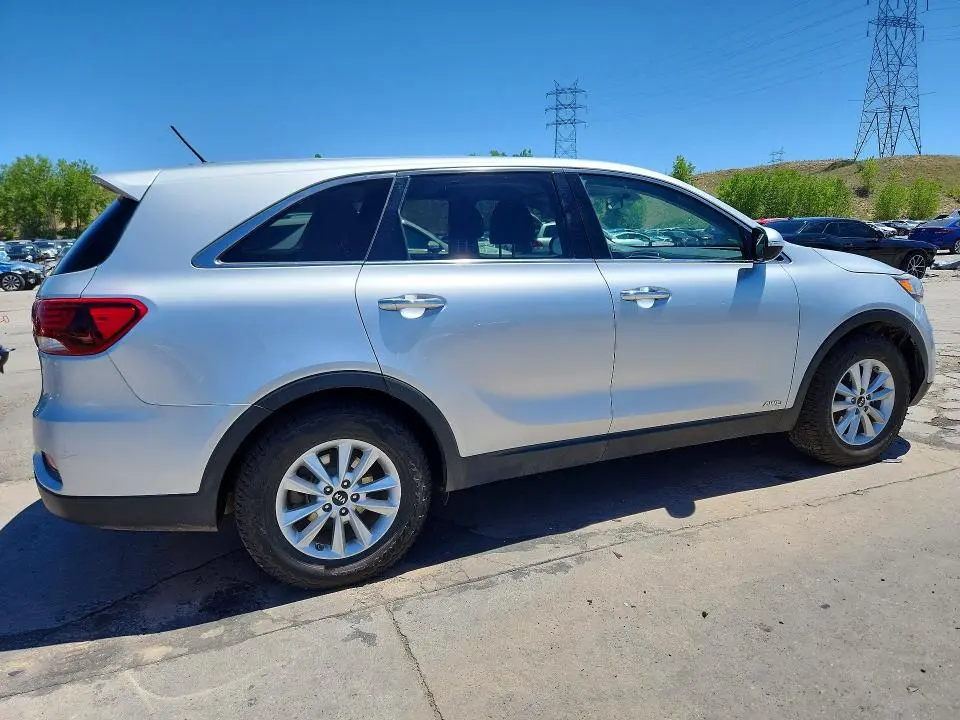 2019 KIA SORENTO LX V6  