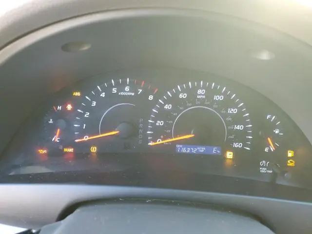 2011 TOYOTA CAMRY SE  