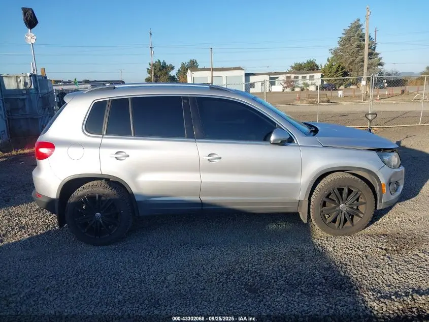 2016 VOLKSWAGEN TIGUAN SE