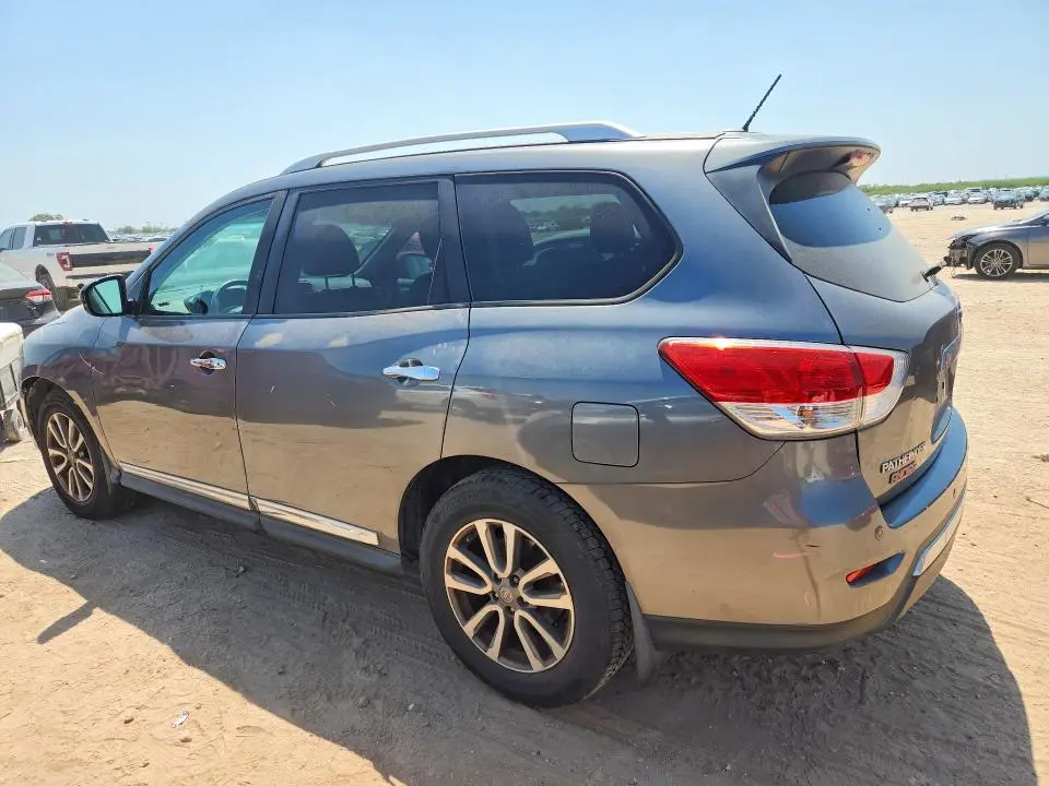 2015 NISSAN PATHFINDER SL  