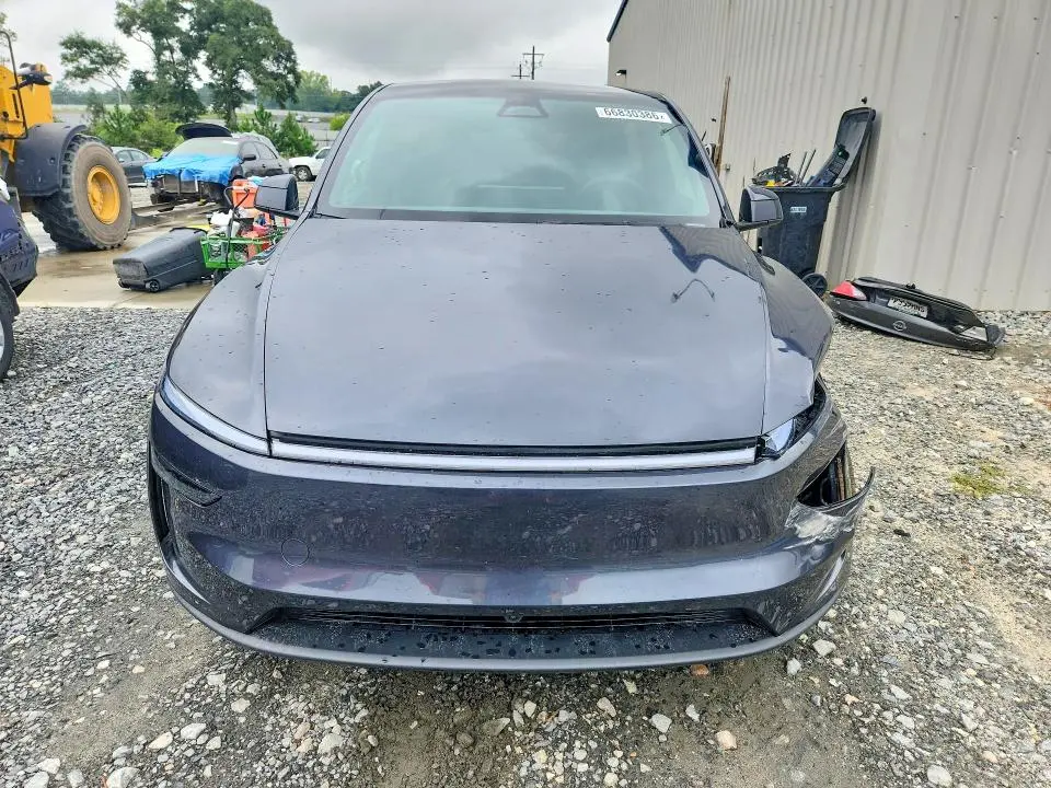 2026 TESLA MODEL Y   