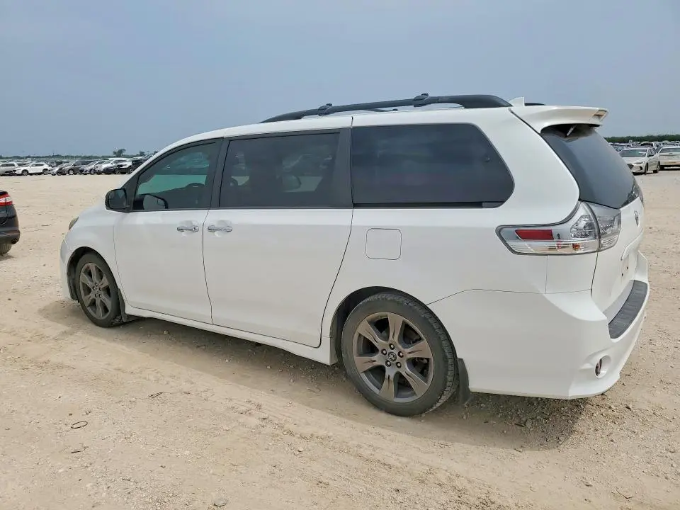 2020 TOYOTA SIENNA SE 8-PASSENGER  