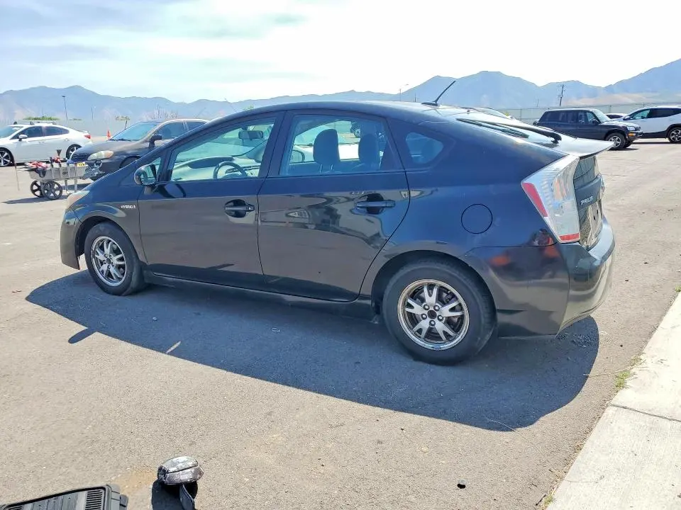 2010 TOYOTA PRIUS II  