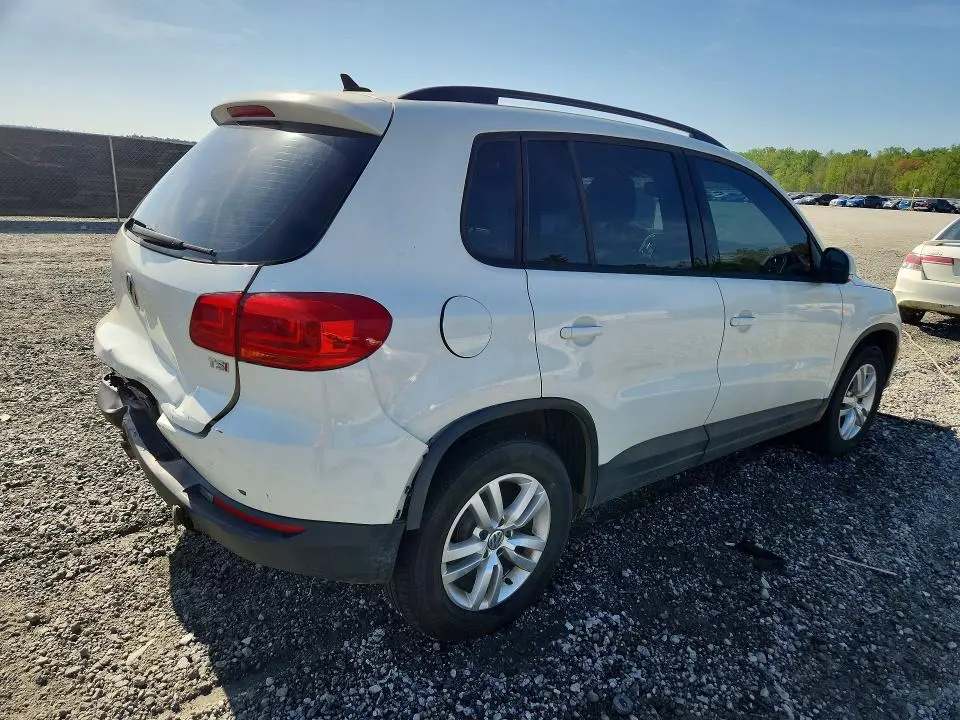 2017 VOLKSWAGEN TIGUAN S  