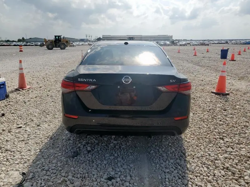 2021 NISSAN SENTRA SV  