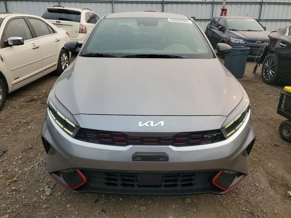 2023 KIA FORTE GT  