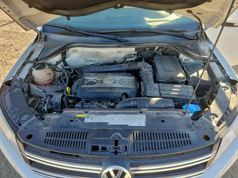 2014 VOLKSWAGEN TIGUAN S  