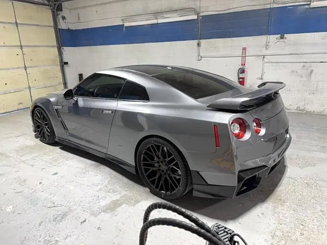 2024 NISSAN GT-R PREMIUM  